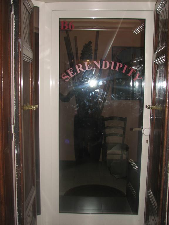 Serendipity Rom Eksteriør billede